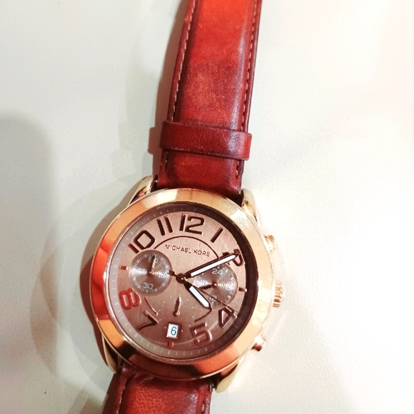 Michael Kors Watch - Picture 1 of 9